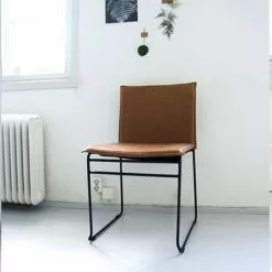 Ygg & Lyng Ygg&Lyng Kyst Spisestol 2stk Flervalg -Bord Försäljningsbutik inspo kystbruntskinn 2