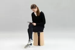 LoCa Knax Pall Med Läderkudde Liten -Bord Försäljningsbutik milj billede 3