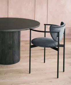 Njordec Lunar Spisestol Dark Grey Velvet -Bord Försäljningsbutik nj1190 dg116 mood 1