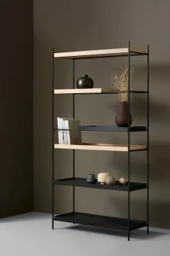 Woud Tray Hylle Høy Eik Variant 10 -Bord Försäljningsbutik oud a 18 tray shelf 1 2 1