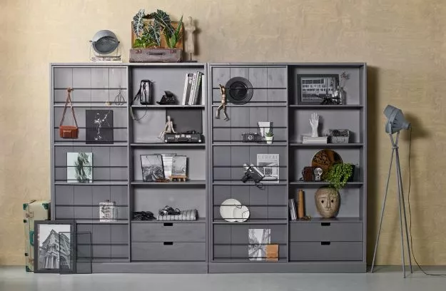 WOOOD Gunga Som Glider Genom Skåpet Av Furu 8 WOOOD Gunga Som Glider Genom Skåpet Av Furu - Bild 6