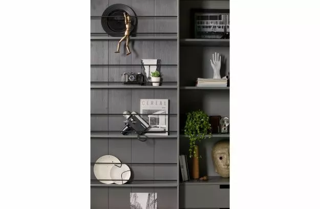 WOOOD Gunga Som Glider Genom Skåpet Av Furu 9 WOOOD Gunga Som Glider Genom Skåpet Av Furu - Bild 7